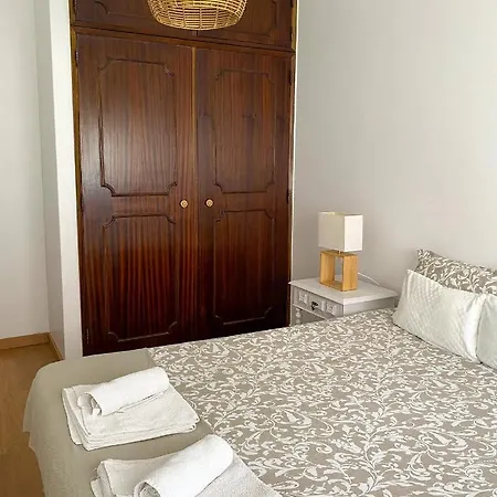 Проживание в семье Offshore Rustic House *