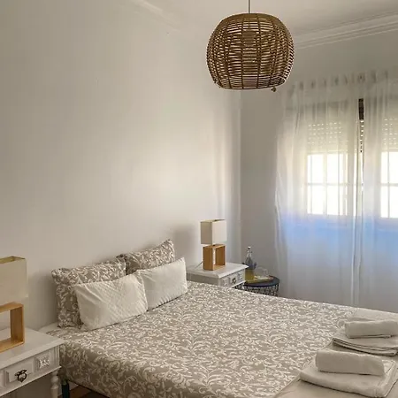 Offshore Rustic House Пениши