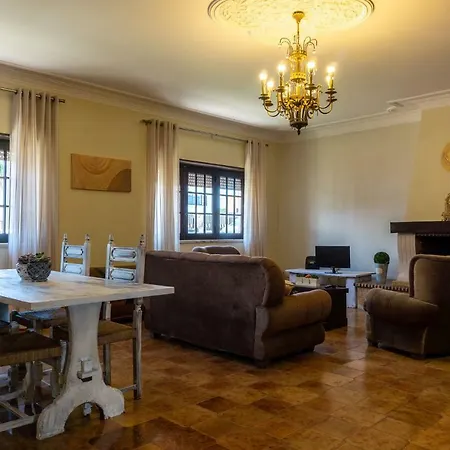 Проживание в семье Offshore Rustic House