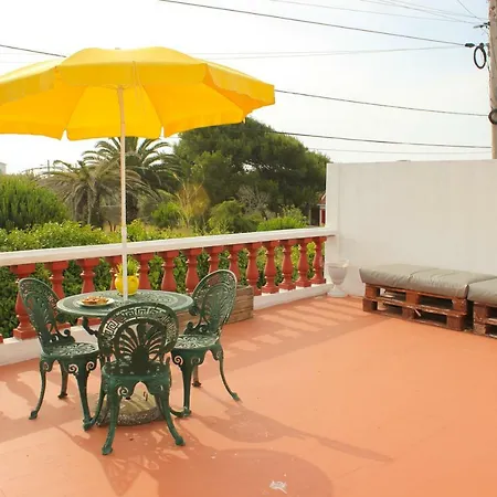 Homestay Offshore Rustic House