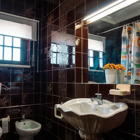 Homestay Offshore Rustic House Peniche